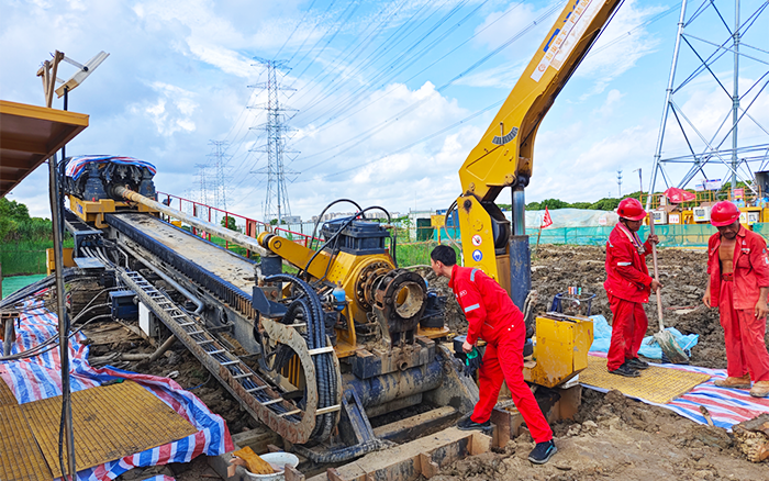 徐工定向鉆機護航西氣東輸能源“新絲路”