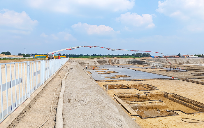 徐工大米數泵車助建陵城物流園 構筑民生工程新引擎