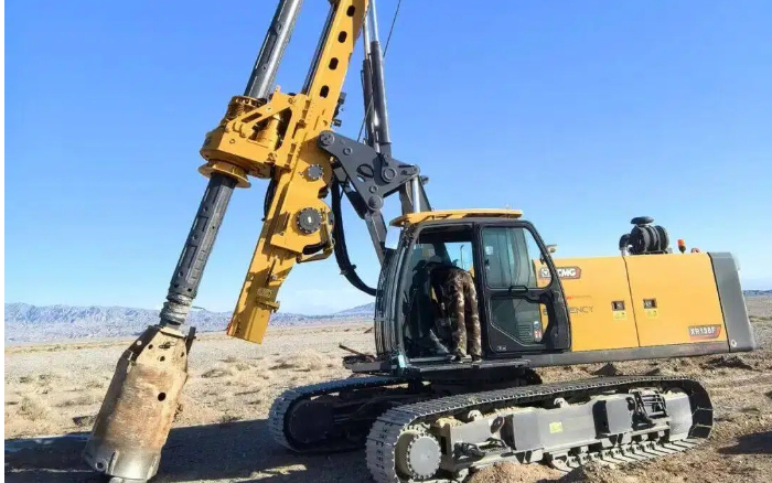 F系列發(fā)力！徐工XR138F攻克山地電塔樁難題